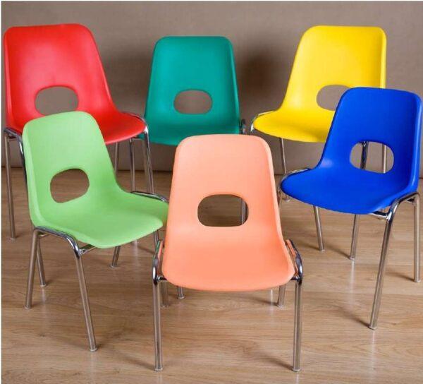 plastové židle - školní nábytek