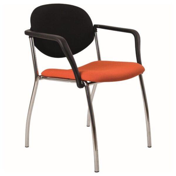 Školní nábytek doplňuje konferenční židle čalouněná nebo se síťovaným opěrákem WENDY.
